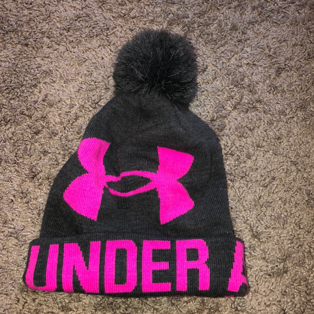 ✨Pink and Grey Under Armour Hat ✨